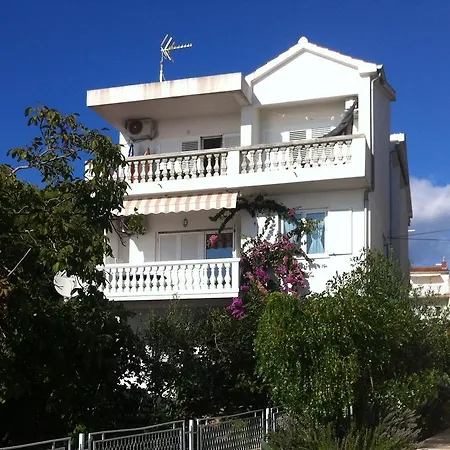 Teatina Brodarica (Sibenik-Knin)