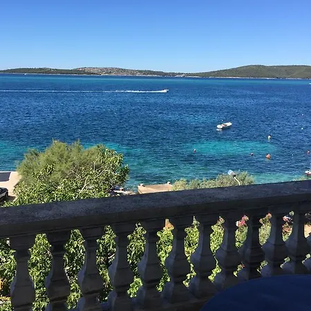 Teatina Brodarica (Sibenik-Knin)