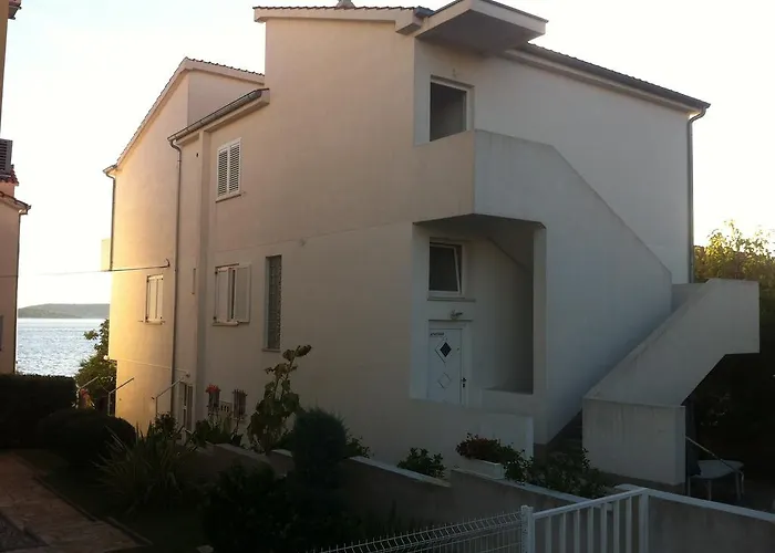 Teatina Brodarica (Sibenik-Knin)